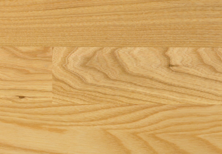 ZIRO Holz - Fertigparkett Esche natur Art. 426116333 Schiffsboden 3-Stab 14 mm lackiert